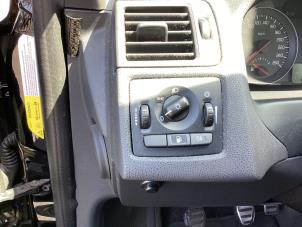 Volvo C30 1.6 16V Coche dañado (2008, Negro)