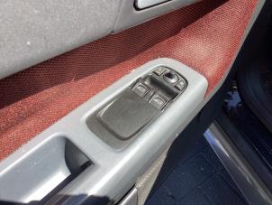 Volvo C30 1.6 16V Coche dañado (2008, Negro)