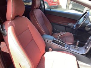 Volvo C30 1.6 16V Coche dañado (2008, Negro)