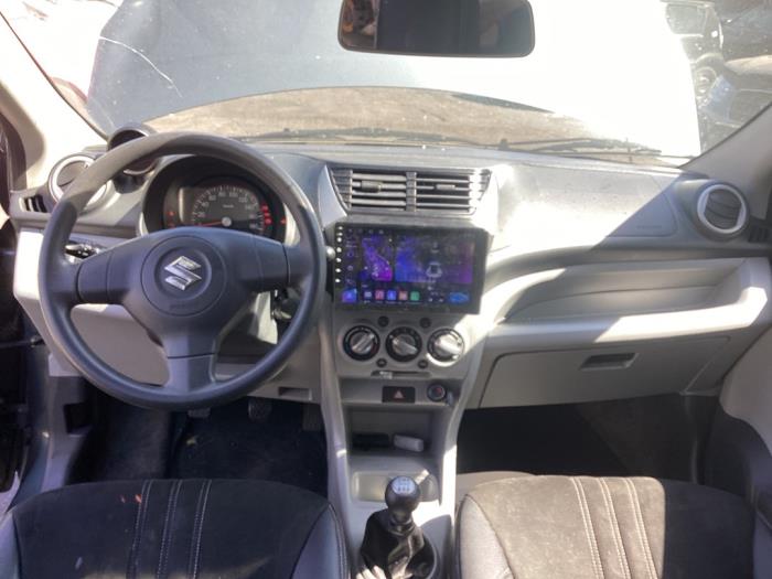 Suzuki Alto 1.0 12V Vehículo de desguace (2012, Gris)