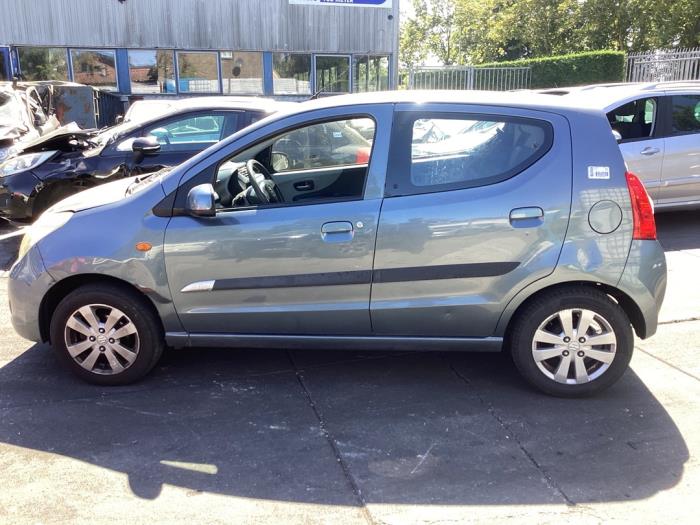 Suzuki Alto 1.0 12V Vehículo de desguace (2012, Gris)