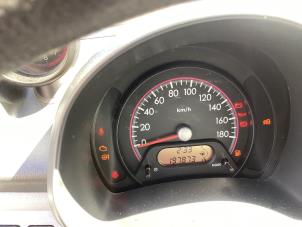 Suzuki Alto 1.0 12V Vehículo de desguace (2012, Gris)