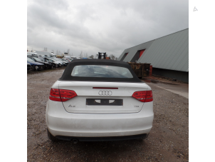 Audi A3 Cabriolet 1.6 TDI 16V Samochód złomowany (2012, Bialy)