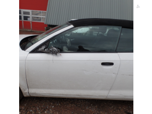 Audi A3 Cabriolet 1.6 TDI 16V Samochód złomowany (2012, Bialy)