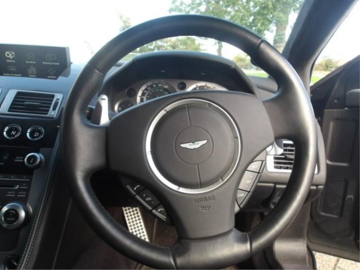 Aston Martin DB 9 Vantage 6.0 V12 48V Samochód złomowany (2013, Srebrnoszary)