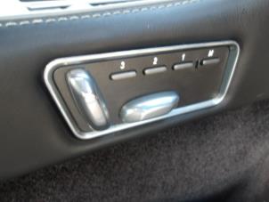 Aston Martin DB 9 Vantage 6.0 V12 48V Épave (2013, Gris argenté)