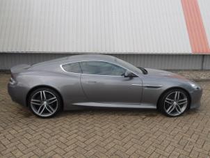 Aston Martin DB 9 Vantage 6.0 V12 48V Épave (2013, Gris argenté)
