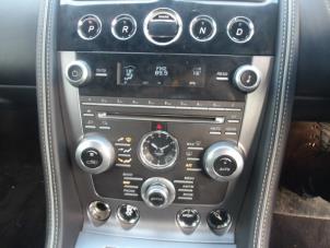 Aston Martin DB 9 Vantage 6.0 V12 48V Épave (2013, Gris argenté)