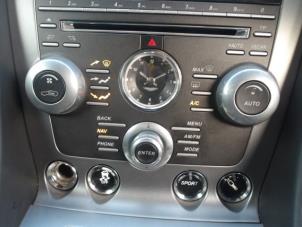 Aston Martin DB 9 Vantage 6.0 V12 48V Épave (2013, Gris argenté)