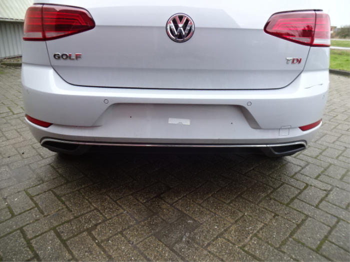Volkswagen Golf VII 1.6 TDI 16V Épave (2017, Gris)