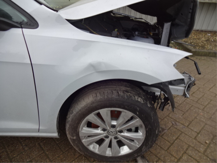 Volkswagen Golf VII 1.6 TDI 16V Épave (2017, Gris)