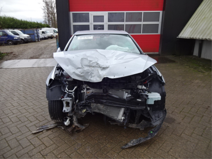 Volkswagen Golf VII 1.6 TDI 16V Épave (2017, Gris)