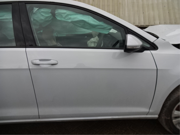 Volkswagen Golf VII 1.6 TDI 16V Épave (2017, Gris)