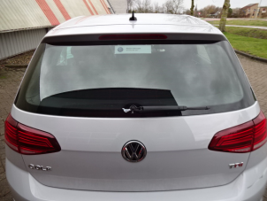 Volkswagen Golf VII 1.6 TDI 16V Épave (2017, Gris)