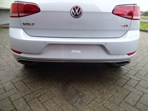 Volkswagen Golf VII 1.6 TDI 16V Épave (2017, Gris)