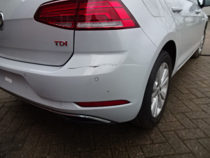 Volkswagen Golf VII 1.6 TDI 16V Épave (2017, Gris)