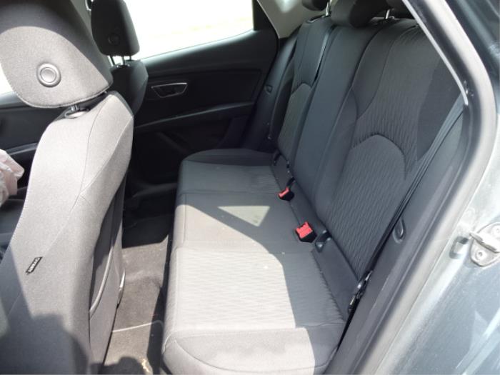 Seat Leon 1.2 TSI 16V Salvage vehicle (2015, Gray)