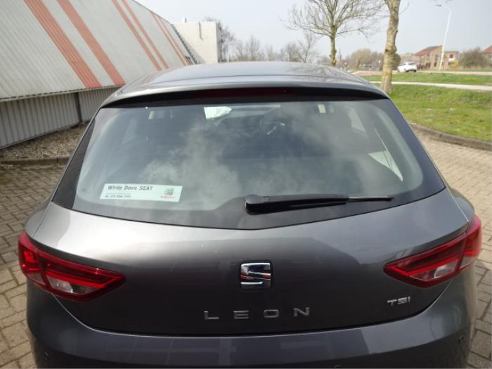 Seat Leon 1.2 TSI 16V Épave (2015, Gris)