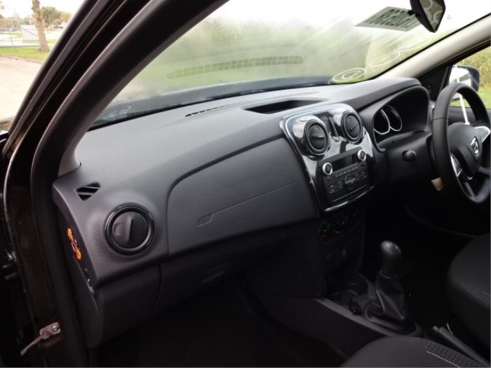 Dacia Sandero II 1.0 Sce 12V Épave (2018, Noir)