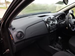 Dacia Sandero II 1.0 Sce 12V Épave (2018, Noir)