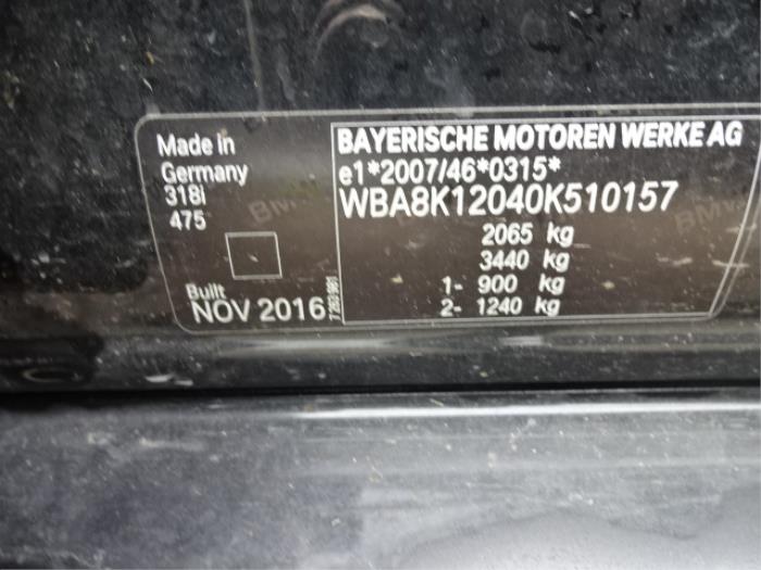 BMW 3 serie Touring 318i 1.5 TwinPower Turbo 12V Salvage vehicle (2017, Black)