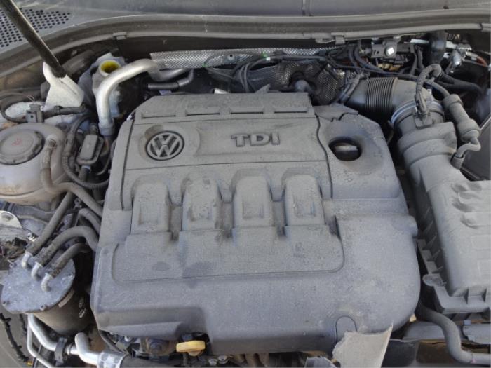 Volkswagen Tiguan 2.0 TDI 16V 4Motion Vehículo de desguace (2018, Blanco)