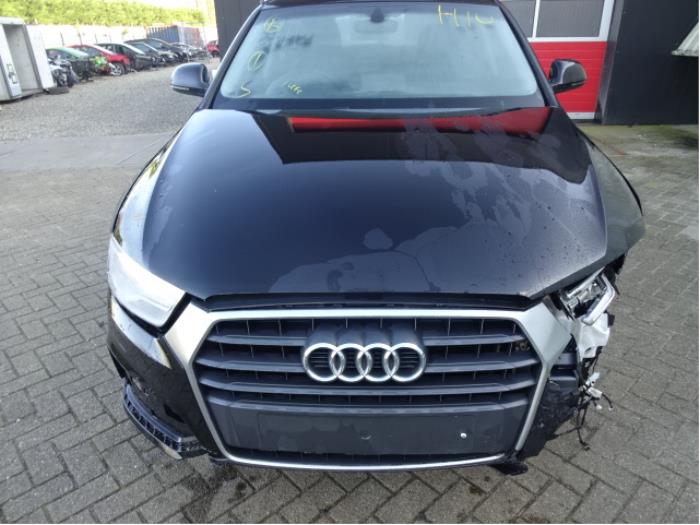 Audi Q3 1.4 TFSI 16V Salvage vehicle (2018, Black)