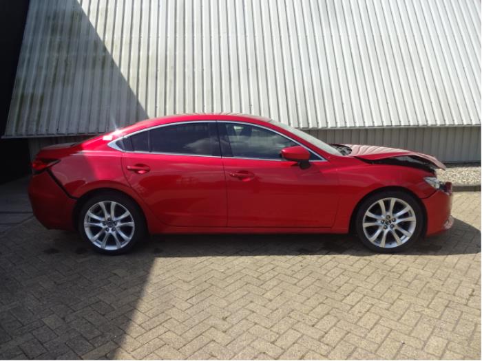 Mazda 6 2.2 SkyActiv-D 150 16V Skrotfordon (2013, ROOD)