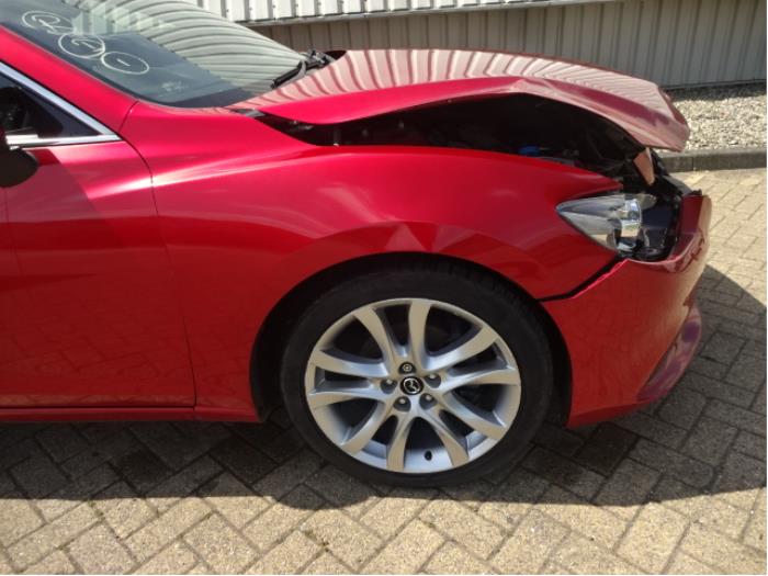 Mazda 6 2.2 SkyActiv-D 150 16V Skrotfordon (2013, ROOD)