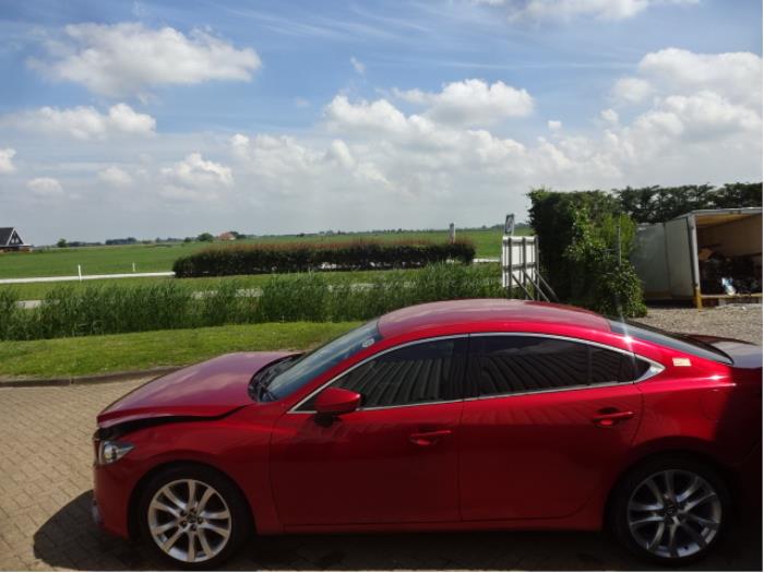 Mazda 6 2.2 SkyActiv-D 150 16V Skrotfordon (2013, ROOD)