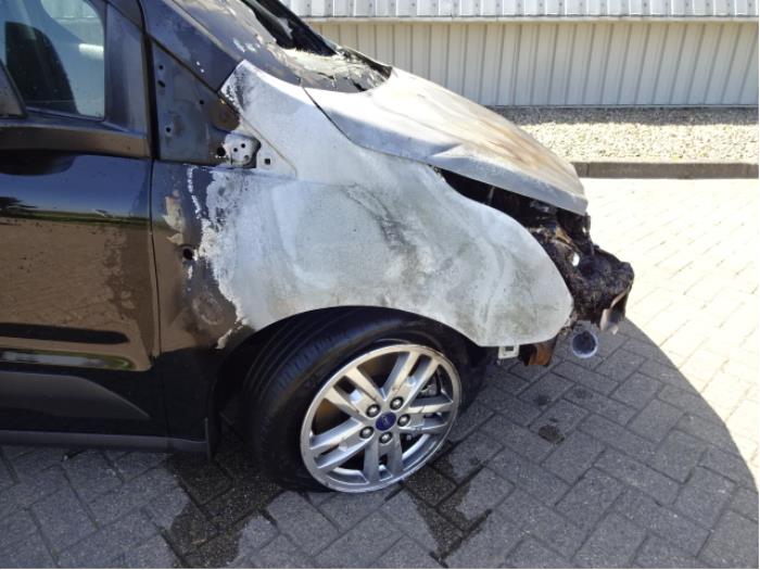 Ford Transit Connect 1.5 EcoBlue Skrotfordon (2019, ZWART)