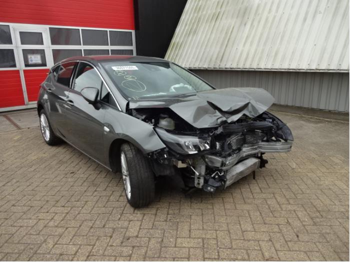 Opel Astra K 1.4 Turbo 16V Skrotfordon (2019, GRIJS)