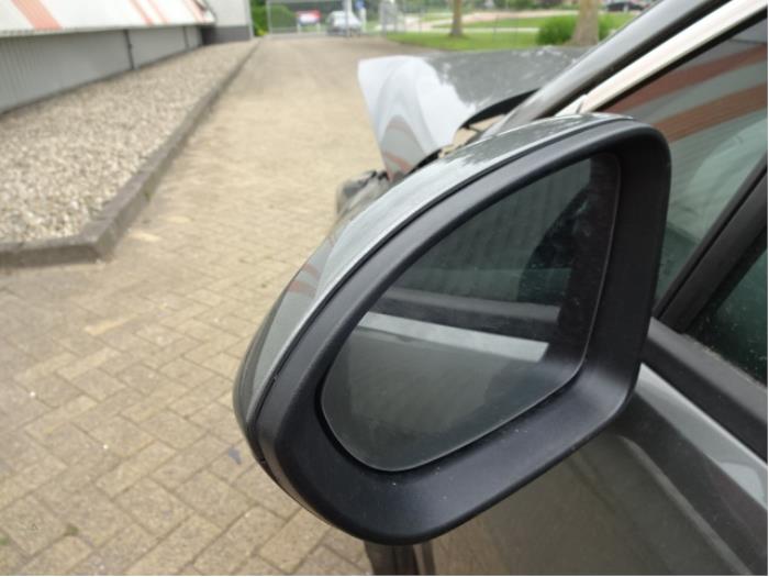 Opel Astra K 1.4 Turbo 16V Skrotfordon (2019, GRIJS)