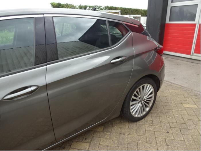 Opel Astra K 1.4 Turbo 16V Skrotfordon (2019, GRIJS)