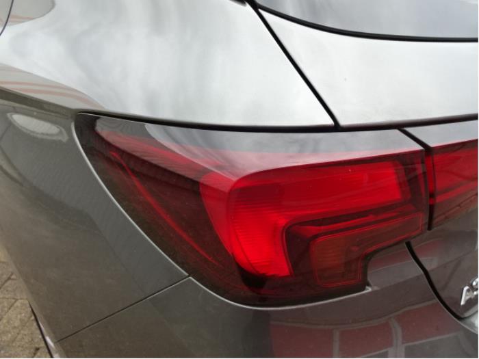 Opel Astra K 1.4 Turbo 16V Skrotfordon (2019, GRIJS)