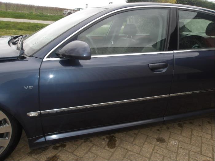 Audi A8 4.2 V8 40V Quattro Épave (2003, Bleu)