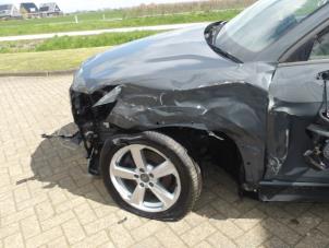 Audi Q2 1.0 TFSI 12V Samochód złomowany (2018, Szary)