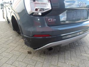Audi Q2 1.0 TFSI 12V Samochód złomowany (2018, Szary)