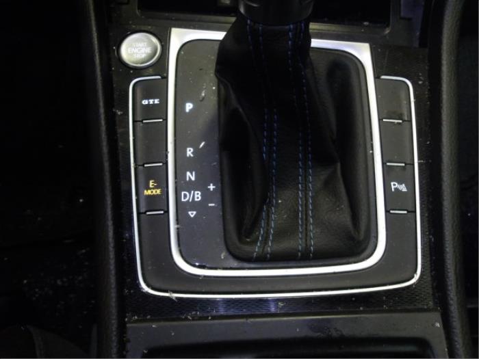 Volkswagen Golf VII 1.4 GTE 16V Vehículo de desguace (2015, Gris)