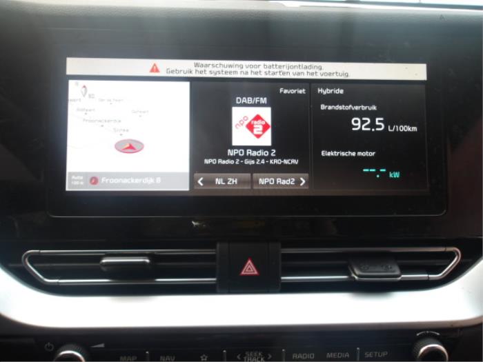 Kia Niro I 1.6 GDI Hybrid Samochód złomowany (2021, Szary)