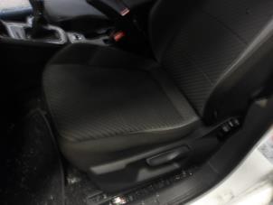 Volkswagen Polo VI 1.0 TSI 12V Épave (2021, Blanc)