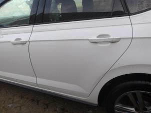 Volkswagen Polo VI 1.0 TSI 12V Épave (2021, Blanc)