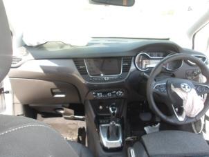 Opel Crossland X/Crossland 1.2 Turbo 12V Épave (2021, Blanc, Noir)