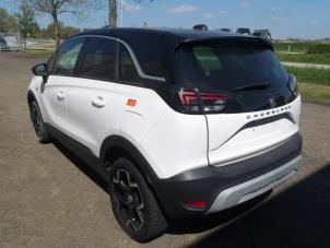 Opel Crossland X/Crossland 1.2 Turbo 12V Épave (2021, Blanc, Noir)