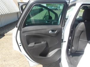 Opel Crossland X/Crossland 1.2 Turbo 12V Épave (2021, Blanc, Noir)