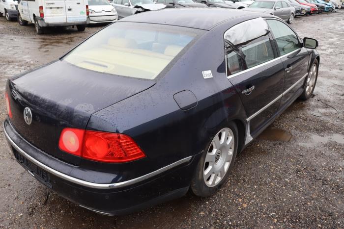 Volkswagen Phaeton 6.0 W12 48V 4Motion Épave (2003, Métallisé, Bleu)