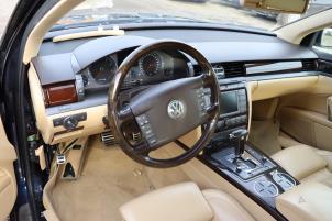 Volkswagen Phaeton 6.0 W12 48V 4Motion Épave (2003, Métallisé, Bleu)