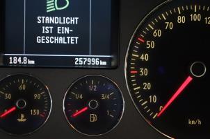 Volkswagen Phaeton 6.0 W12 48V 4Motion Épave (2003, Métallisé, Bleu)