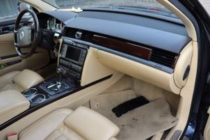 Volkswagen Phaeton 6.0 W12 48V 4Motion Épave (2003, Métallisé, Bleu)