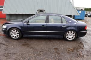 Volkswagen Phaeton 6.0 W12 48V 4Motion Épave (2003, Métallisé, Bleu)